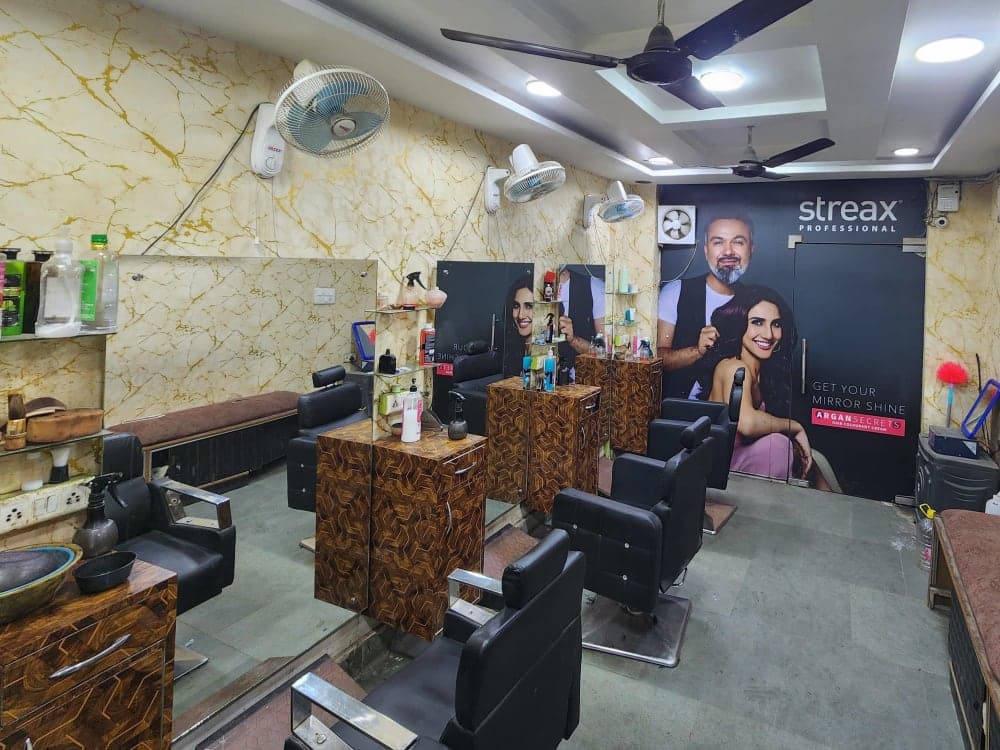 Diamond Hair Salon thumbnail 2