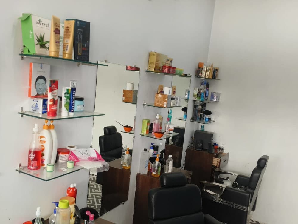 Mr Shyam Mens Parlour thumbnail 2