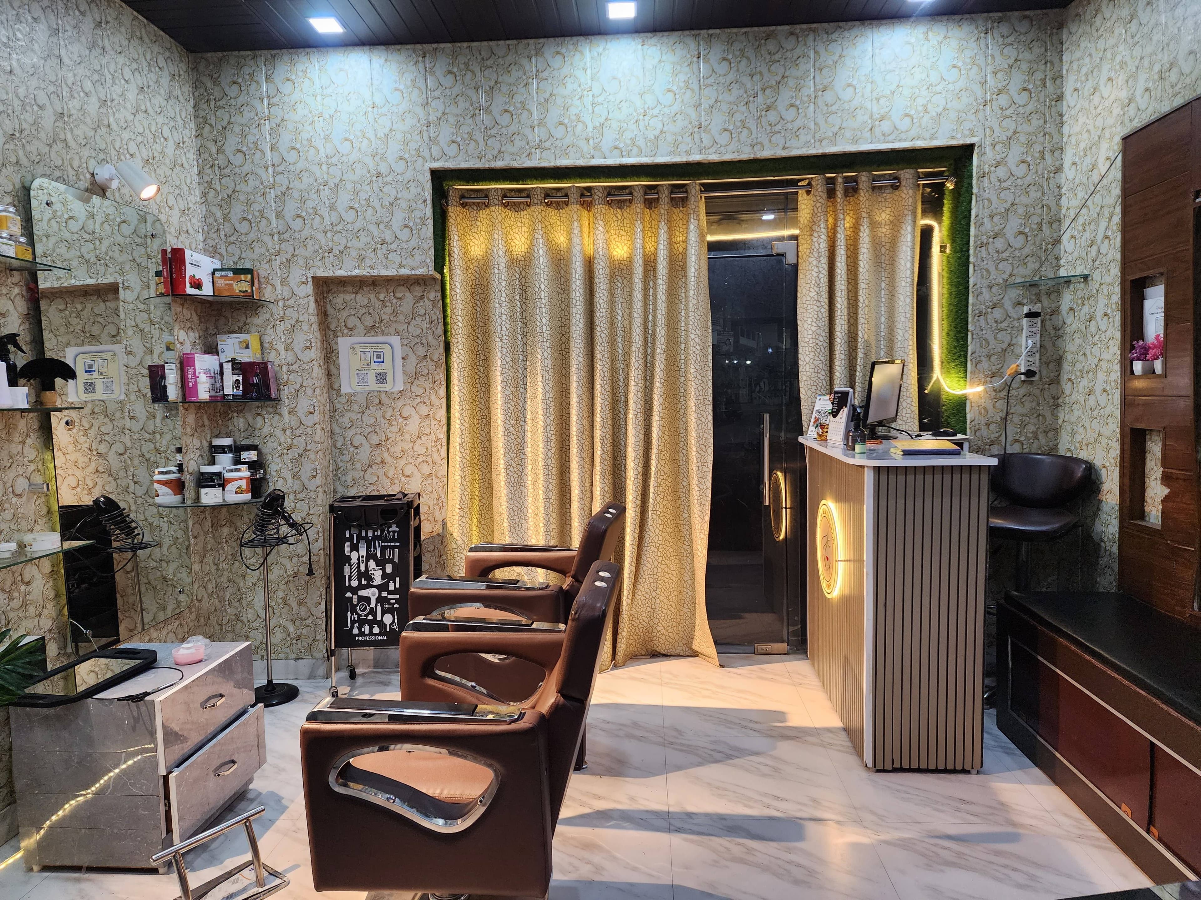 Mens Salon thumbnail 3