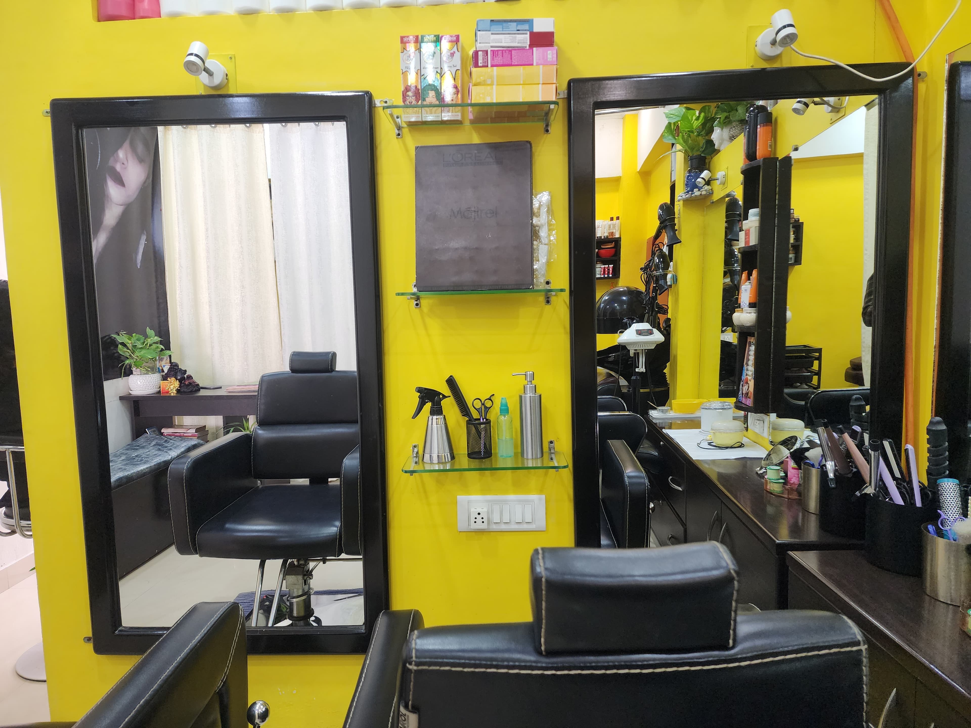 Ebony Beauty Salon thumbnail 4