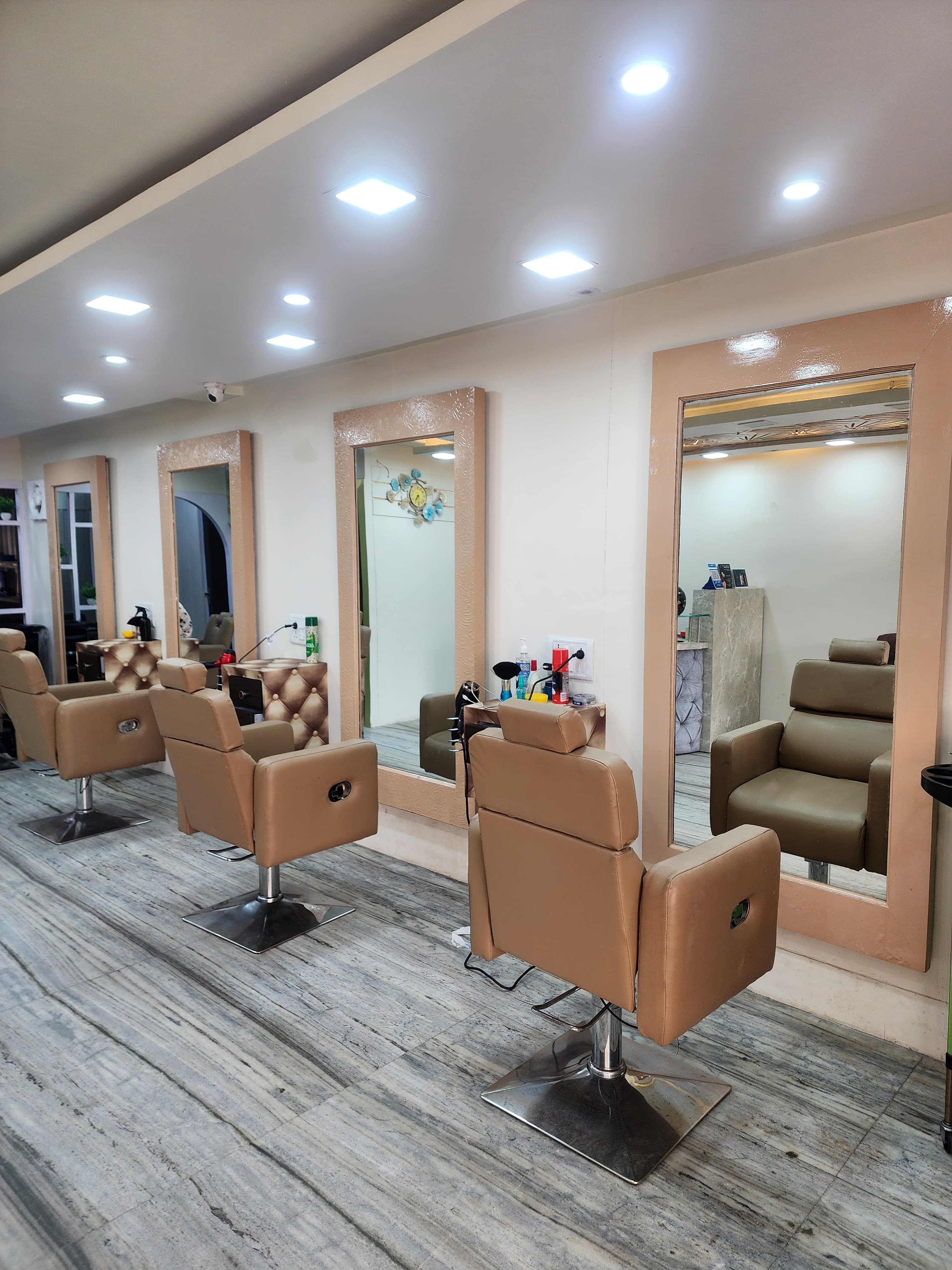 Bluebell Unisex Salon - best salon in Prayagraj, Prayagraj