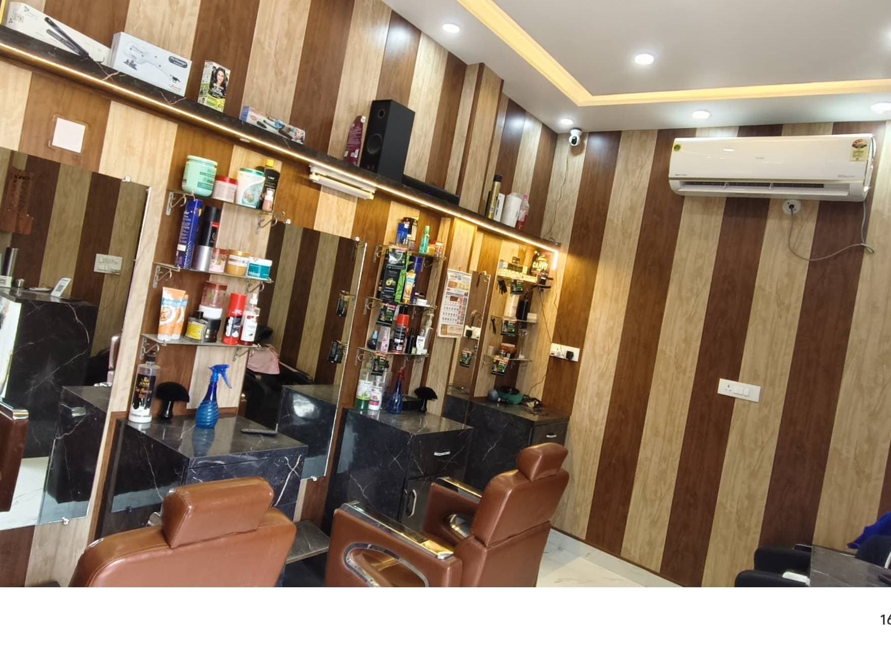 JK Looks Mens Salon  thumbnail 2
