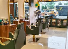 The Glam Room - salon in Vrindavan Yojna, Lucknow