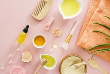 Glam Aura Studio Unisex Salon photo 1